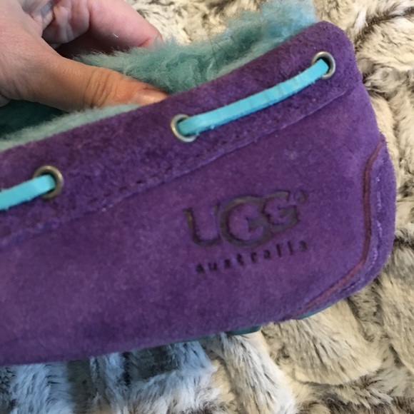 Uggs Purple and Teal Moccasin - Picture 3 of 4